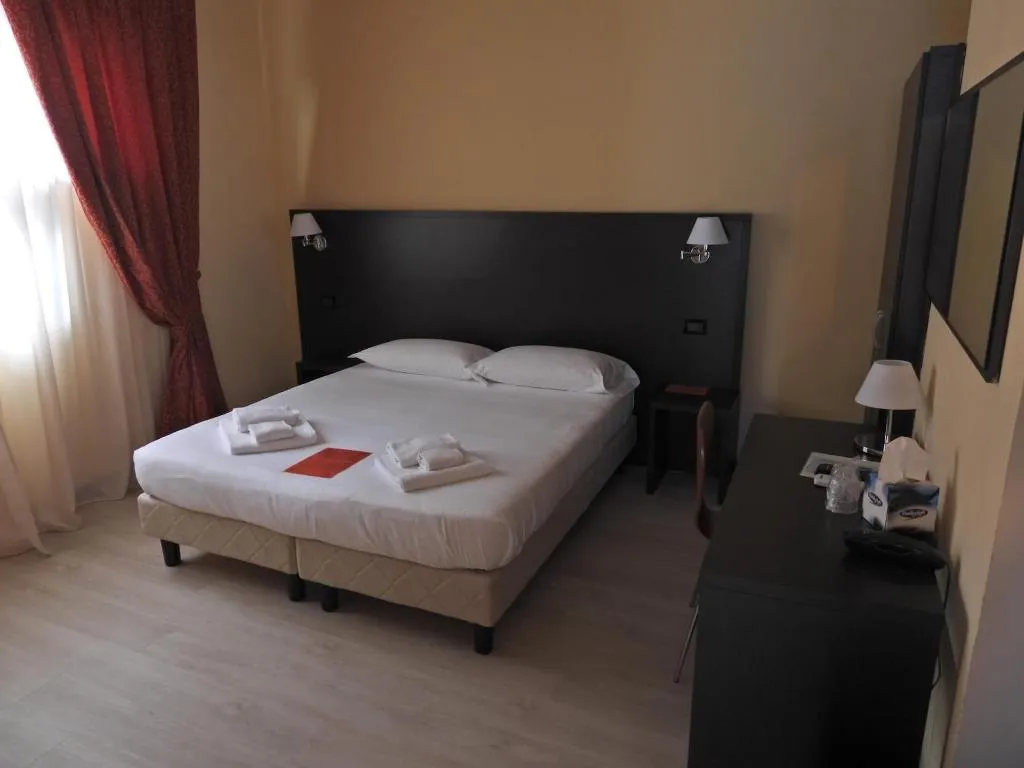 Room, Guidi, Venice