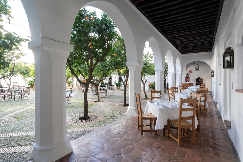 Restaurant, Parador de Guadalupe, Madrid