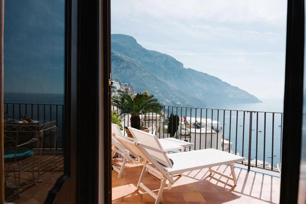 Double or Twin DELUXE KING BED Room, Villa Principe Giovanni, Naples