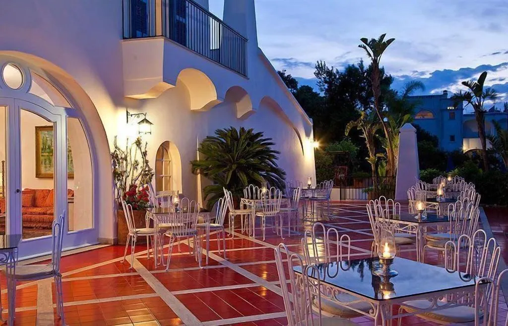 Terrace, Grand Hotel il Moresco, Naples