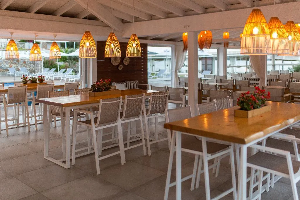 Bar, Kassandra Bay Resort, Suites & SPA, Skiathos