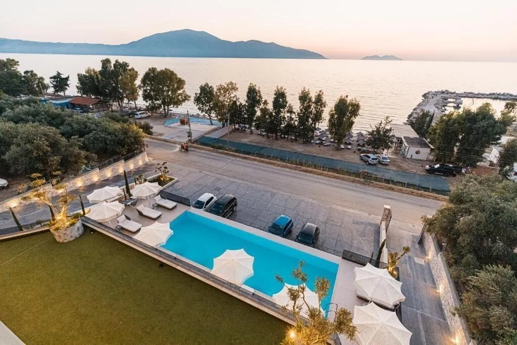 Sports and Entertainment, Mazarine Hotel, Kavaje
