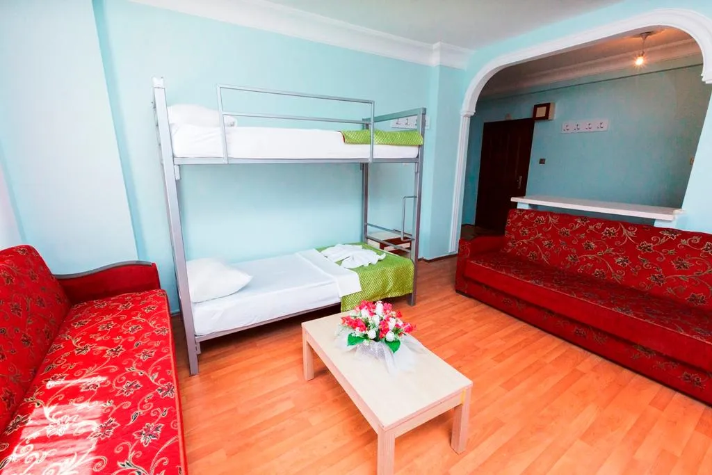 APARTMENT CAPACITY 8 Room, Nehir Apart Otel, Antalya