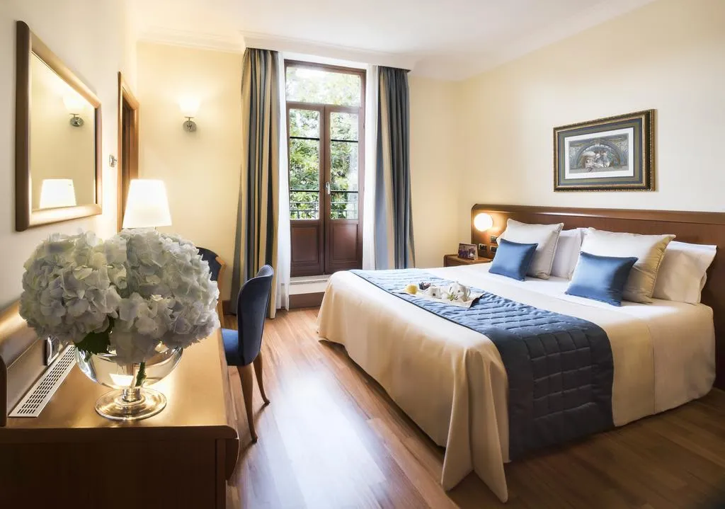 DOUBLE SUPERIOR Room, Ponte Sisto, Rome