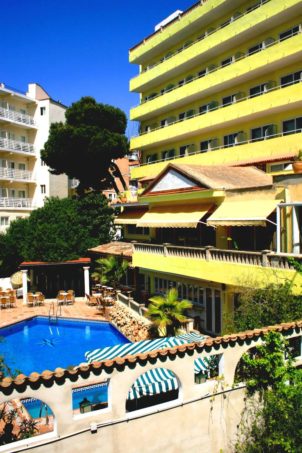 Pool, Manaus, Majorca