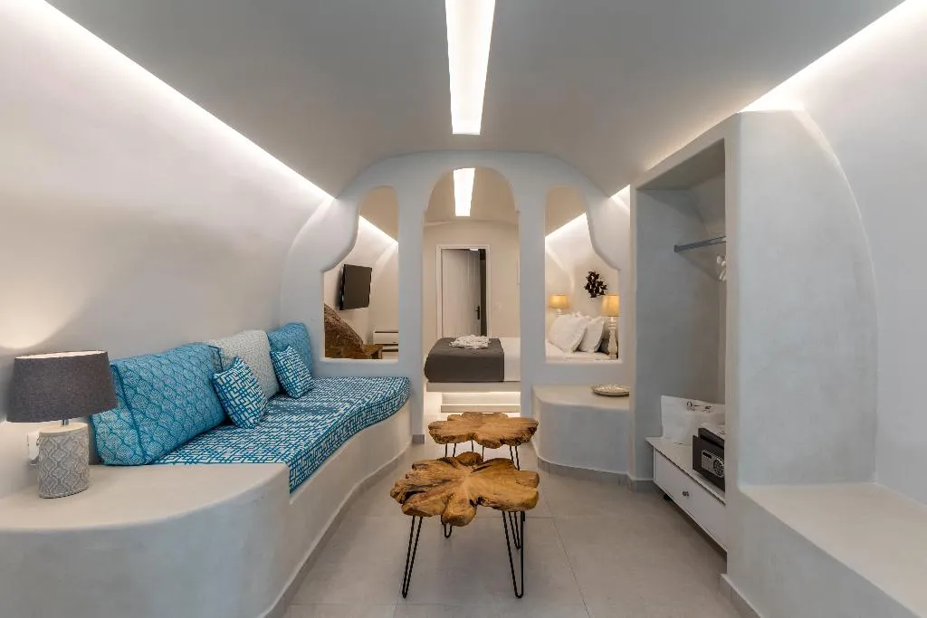 SUITE STANDARD Room, Tramonto Secret Villas, Santorini