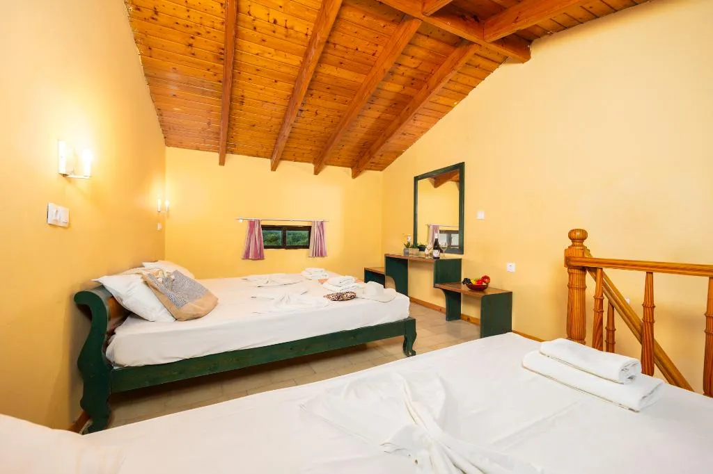 Room CAPACITY 5 Room, Koulouris Beach, Corfu