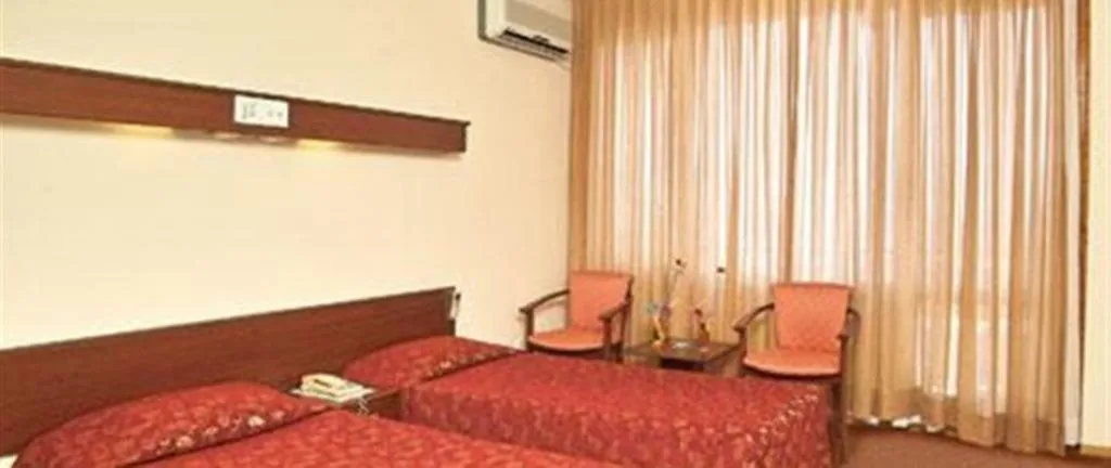 Room, Alara Polat - Don't use, Antalya