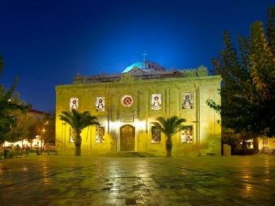 Rua Augusta, Crete