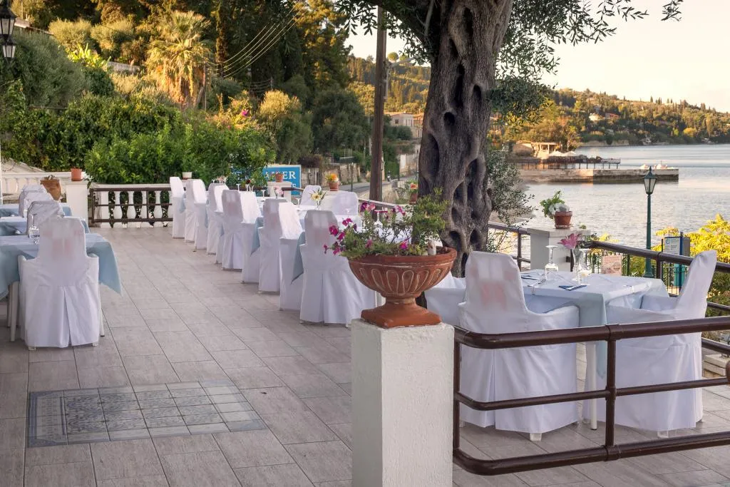 Restaurant, Kaiser Bridge, Corfu