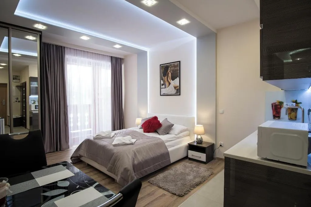Room, ApartHotel Giewont, Krakow