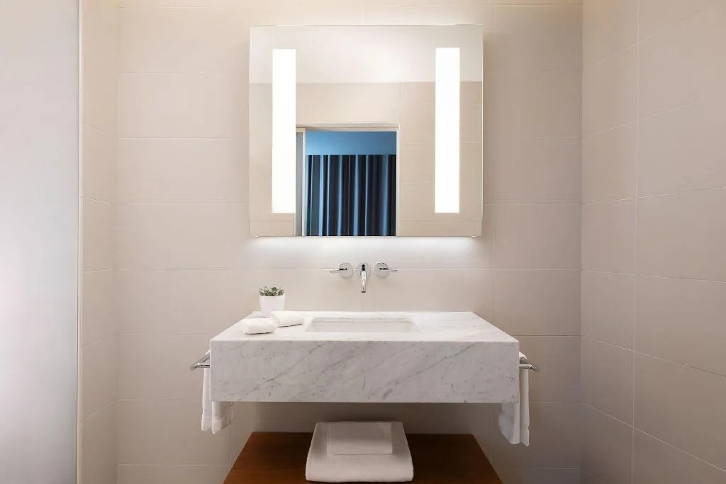 DOUBLE ONE BEDROOM WITH TERRACE Room, JW Venice, Venice