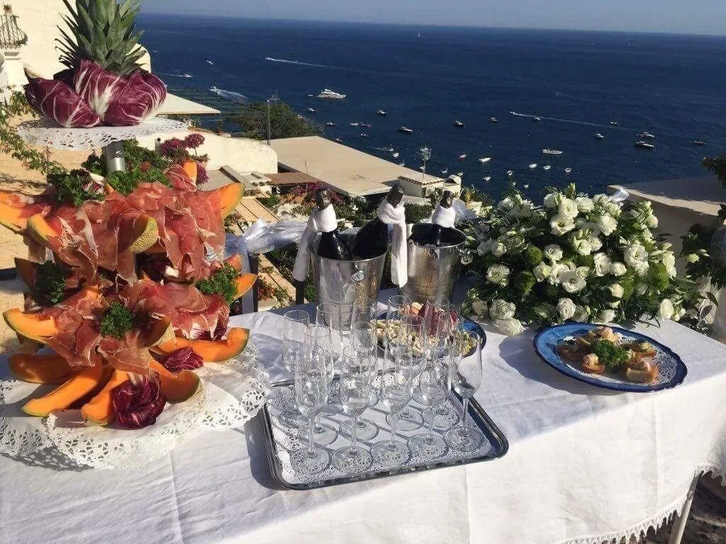 Sports and Entertainment, Villa Rosa, Naples