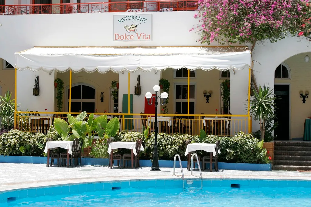 Restaurant, Empire Inn, Red Sea Riviera