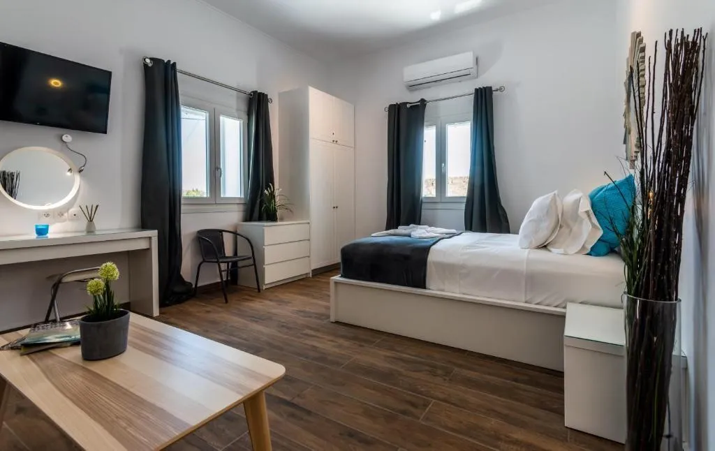 STUDIO CAPACITY 2 Room, Island Dreams, Santorini