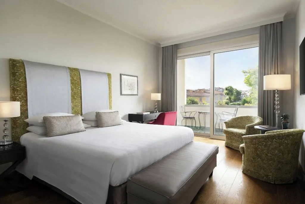 TWIN PREMIUM Room, Autograph Collection Sina Villa Medici, Florence
