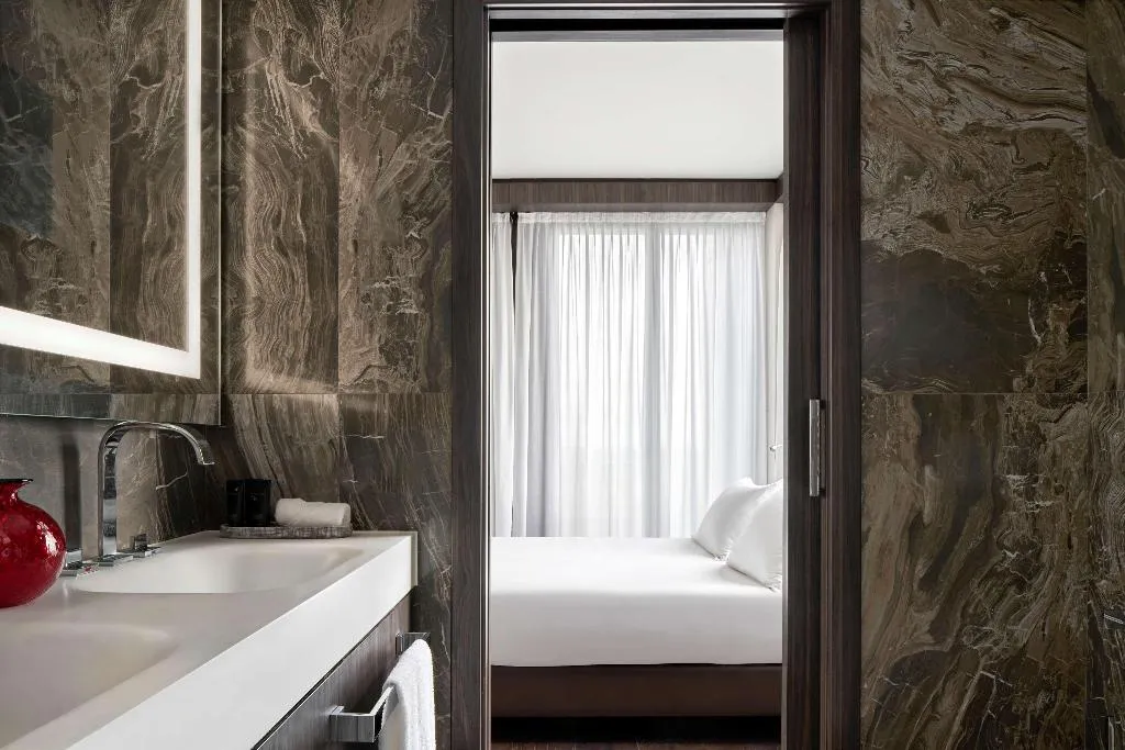 Room, Hyatt Centric Milan Centrale, Milan