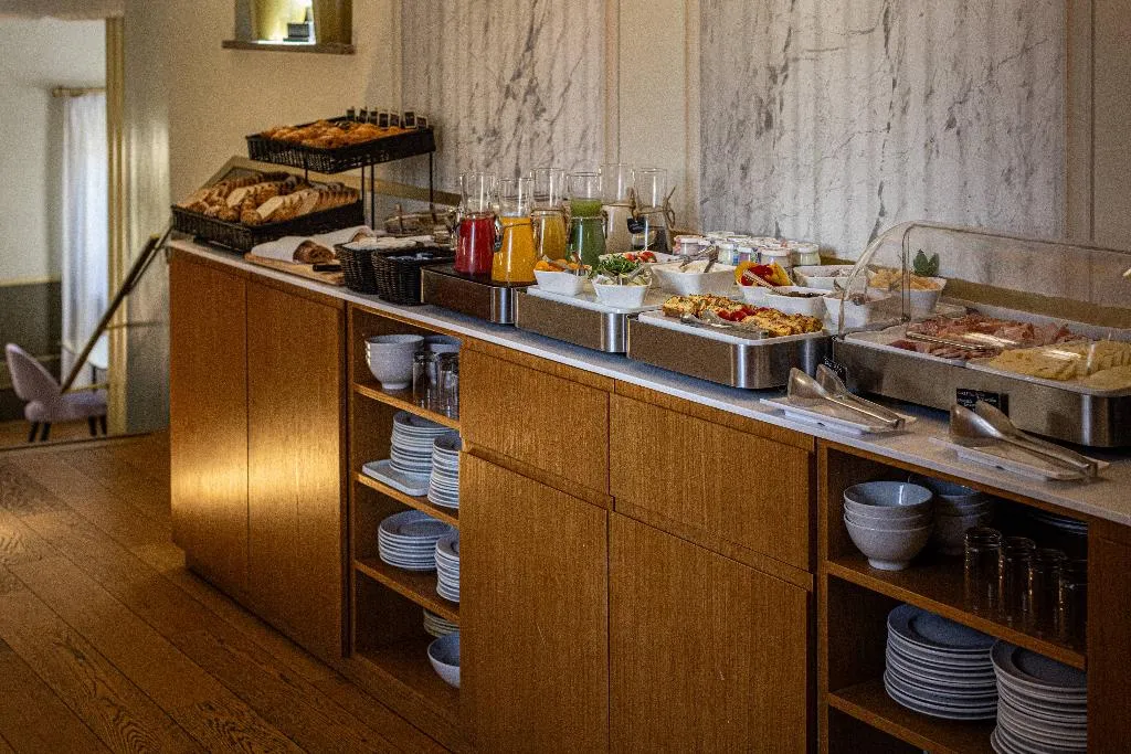Restaurant, 9 Hotel Cesari, Rome