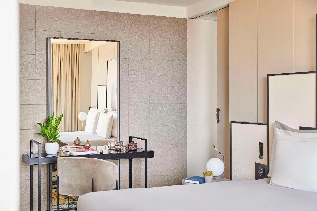 Room, Grand Hyatt Barcelona, Barcelona
