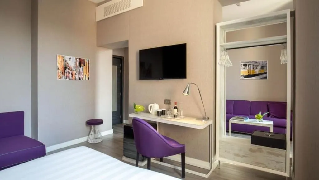 JUNIOR SUITE CLASSIC Room, The Guardian Hotel, Rome