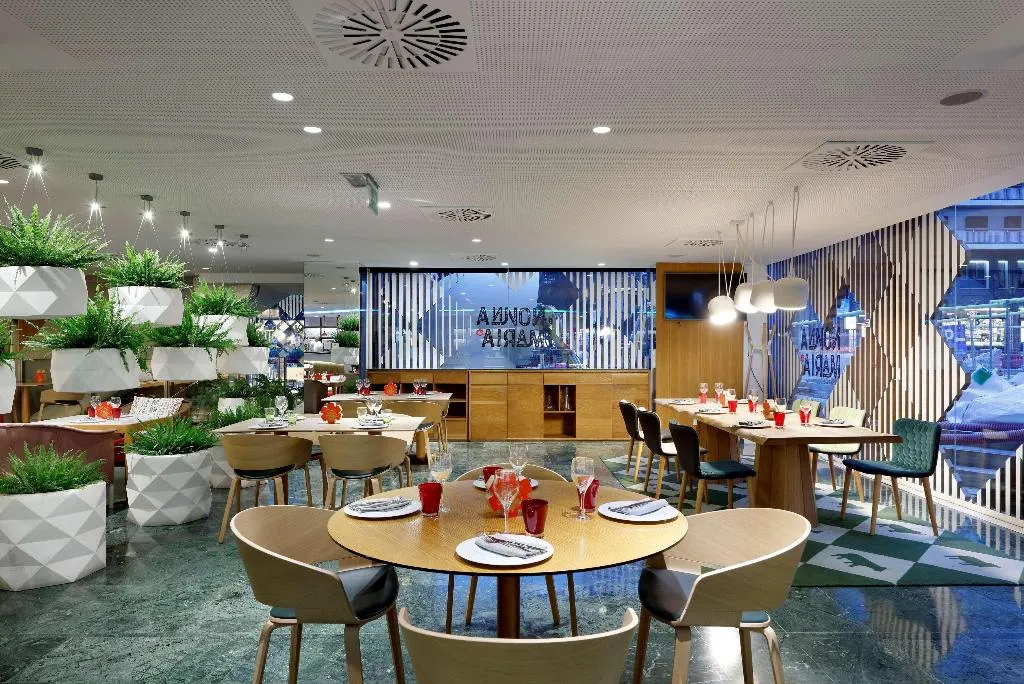 Restaurant, Melia Barcelona Sarria, Barcelona