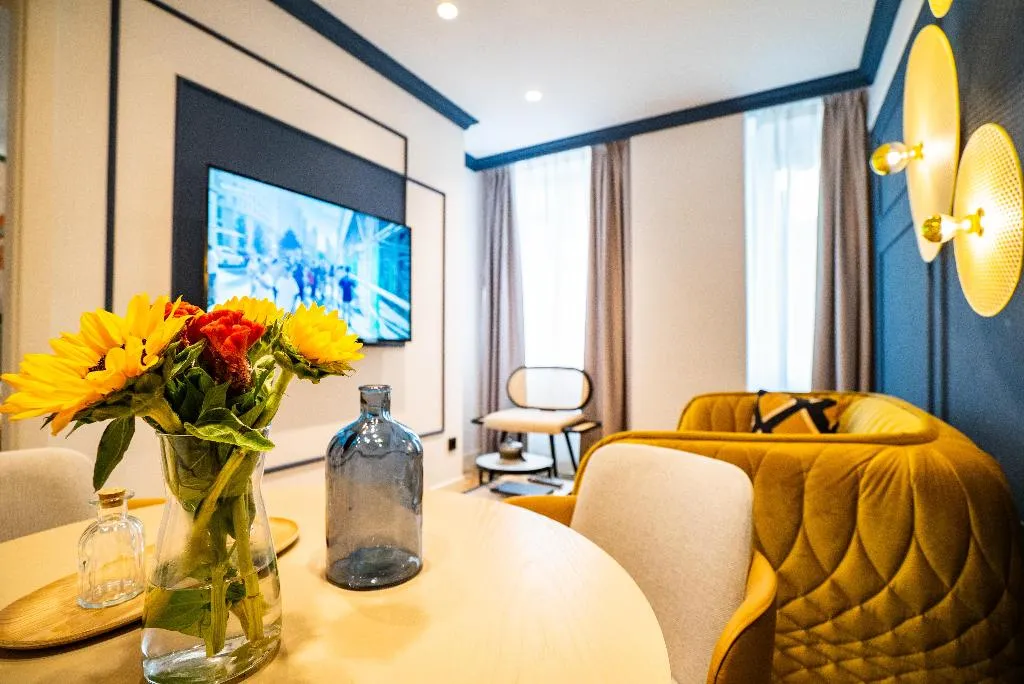 APARTMENT ONE BEDROOM Room, SmartRental Collection Gran Vía Capital, Madrid