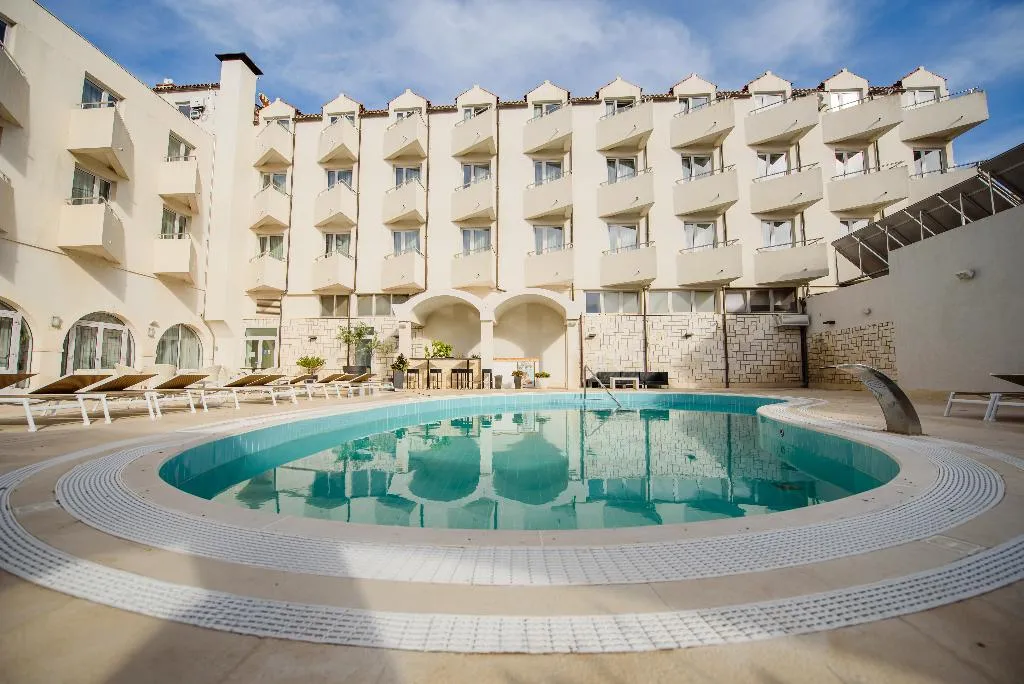 Pool, Korkyra, Dubrovnik