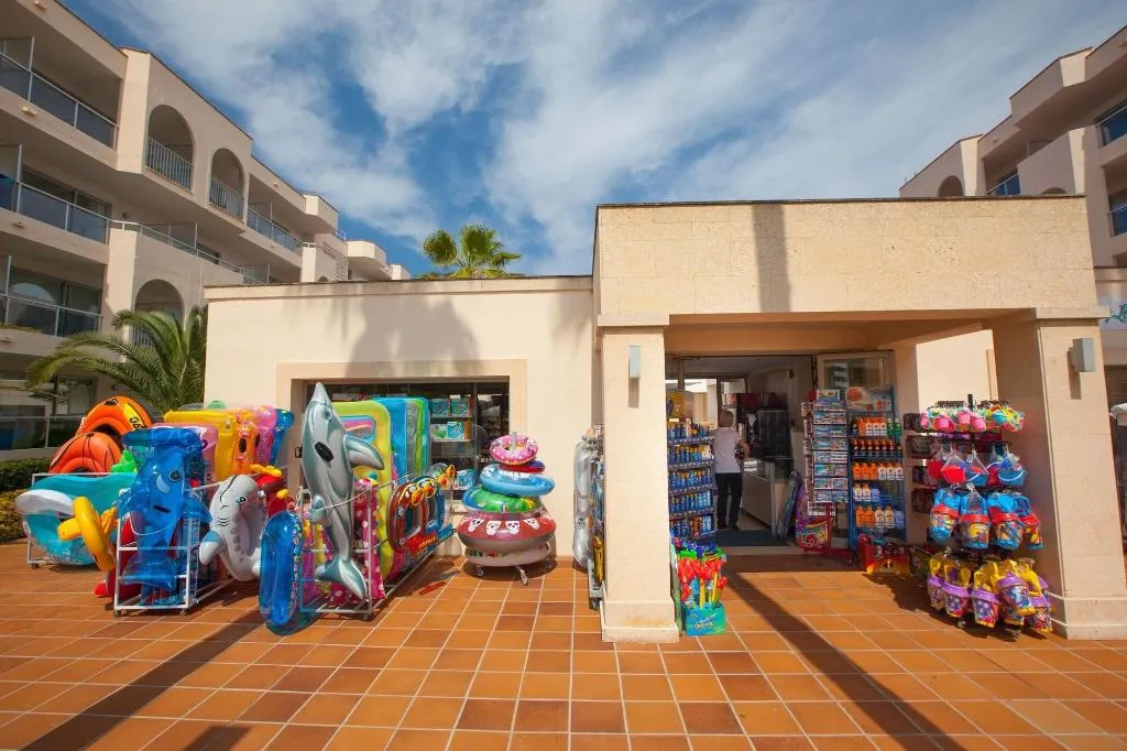 Sports and Entertainment, Grupotel Alcudia Pins (ex. Tui Family Life Alcudia, Majorca