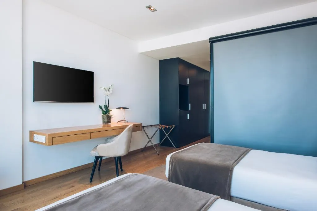 DOUBLE SUPERIOR CITY VIEW Room, Iberostar Selection Lisboa, Lisbon