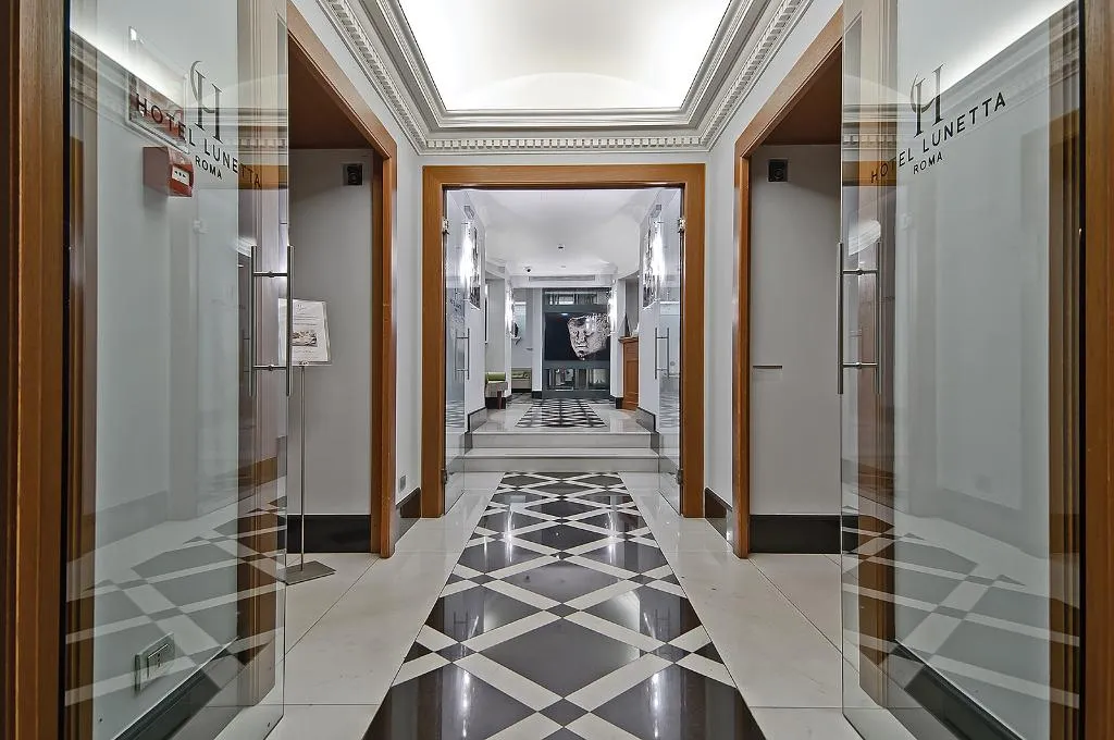 Lobby, Lunetta Roma, Rome