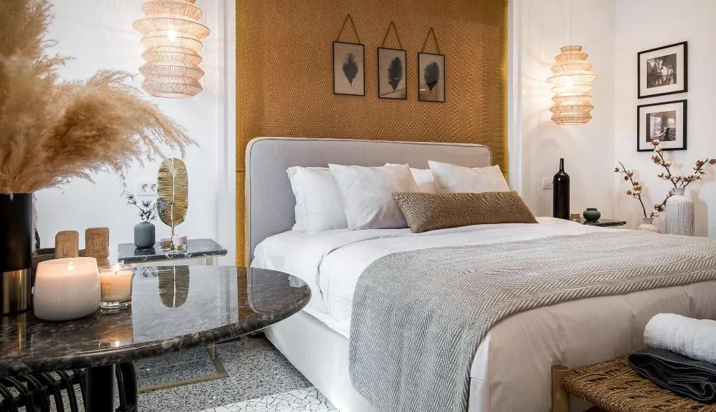Room, Amelot Art Suites, Santorini