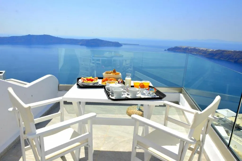 Room, Unique Suites, Santorini