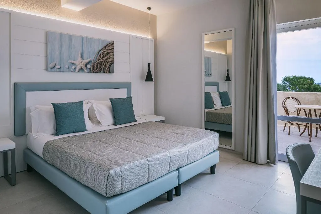 TRIPLE SUPERIOR Room, Mangia's Pollina Resort, Palermo