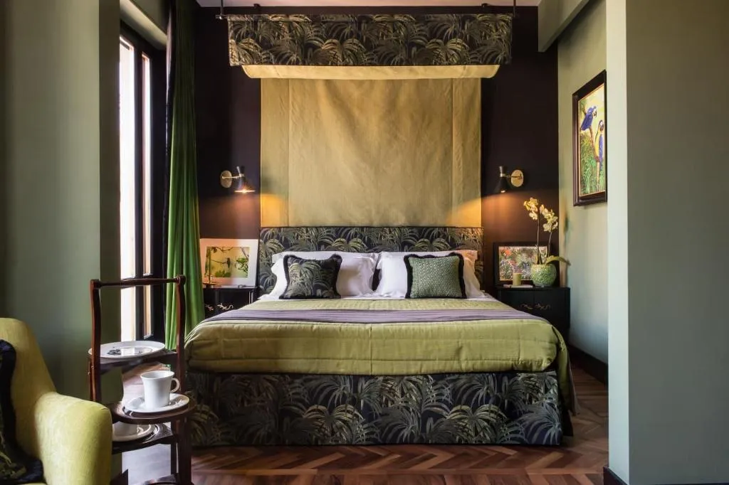 Room, Velona's Jungle Luxury Suites, Florence