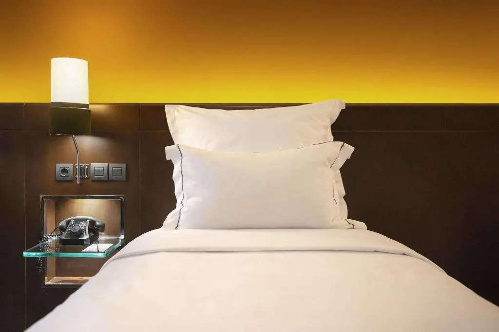 SINGLE STANDARD Room, Brown Acropol, a member of Brown Hotels, Athens