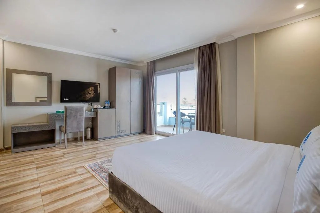 Room, Mamluk Pyramids Hotel, Cairo