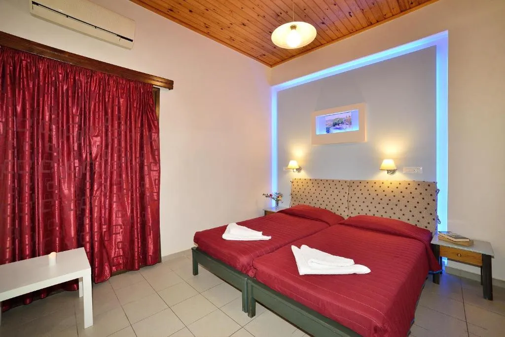 APARTMENT basement Room, Mythos Platanias, Crete
