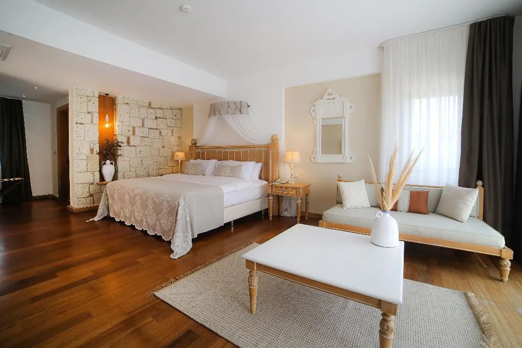 TRIPLE SUPERIOR Room, Cocos the Club Solto, Izmir