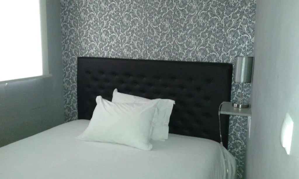 Room, Pensão Beira Minho, Lisbon