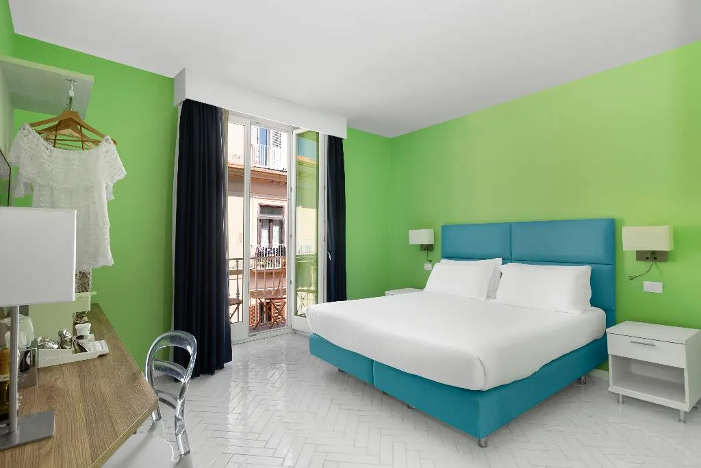 Double or Twin DELUXE CITY VIEW Room, Palazzo Tasso, Naples