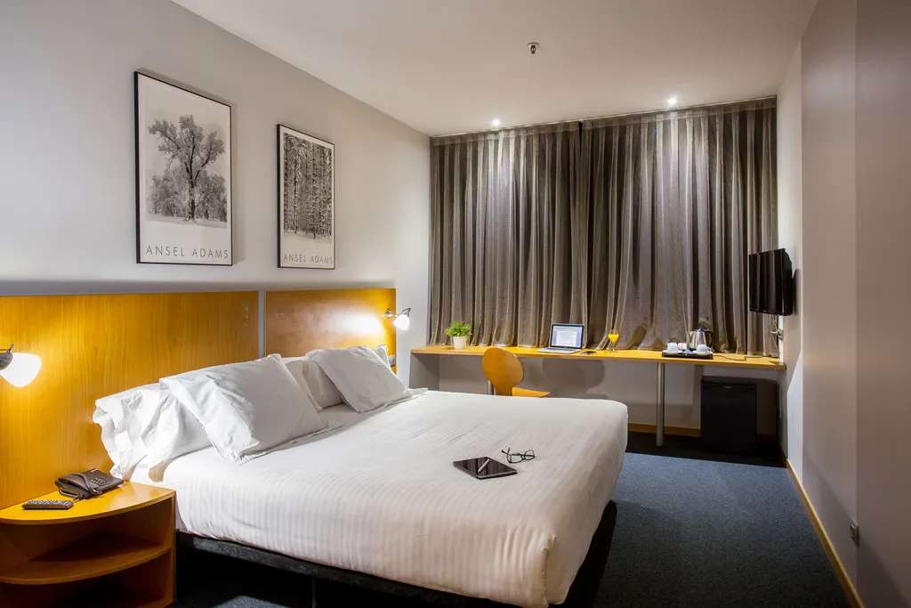 DOUBLE SUPERIOR Room, B&B HOTEL Barcelona Mollet Porta de Gallecs, Barcelona