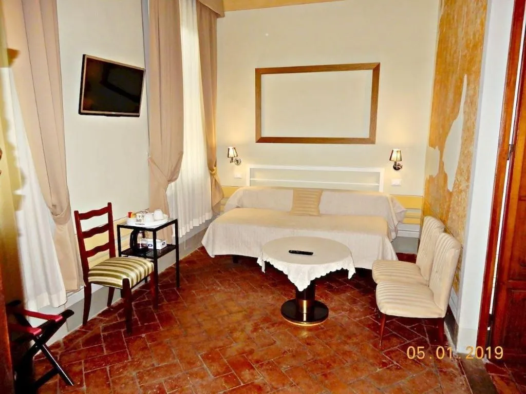 Room, Uffizi Harmony, Florence