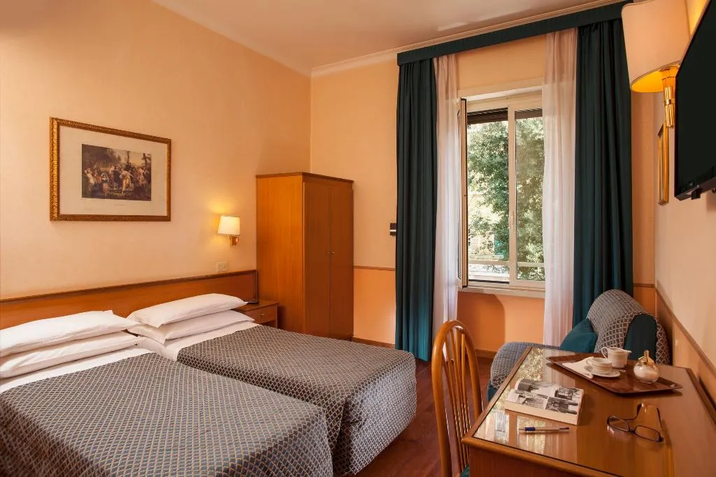 TWIN STANDARD Room, Piemonte, Rome