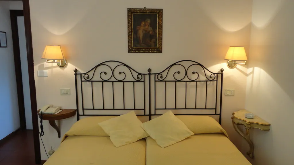 Double or Twin STANDARD Room, Villa Mora, Catania