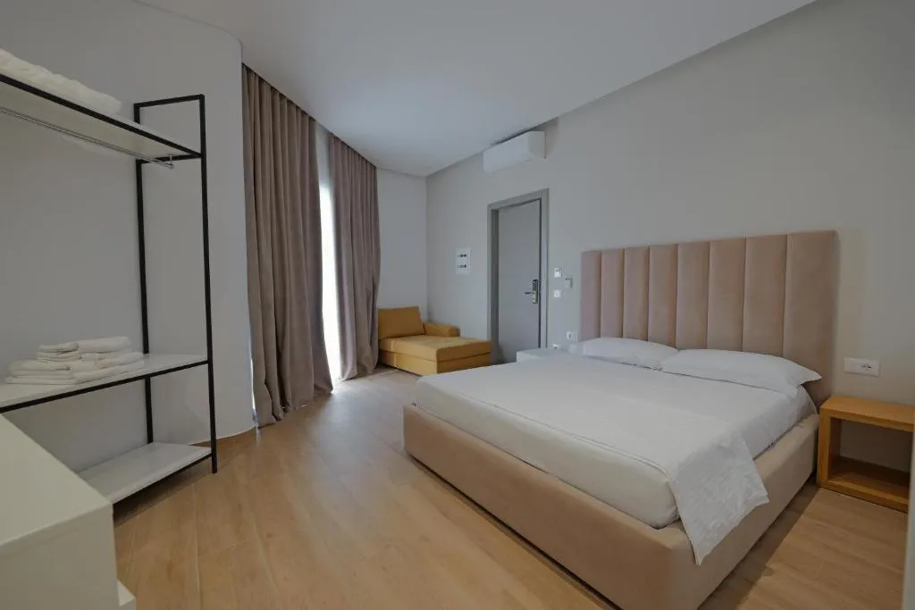 DOUBLE WITH AIR CONDITIONING Room, Sea & Sand Hotel, Kavaje