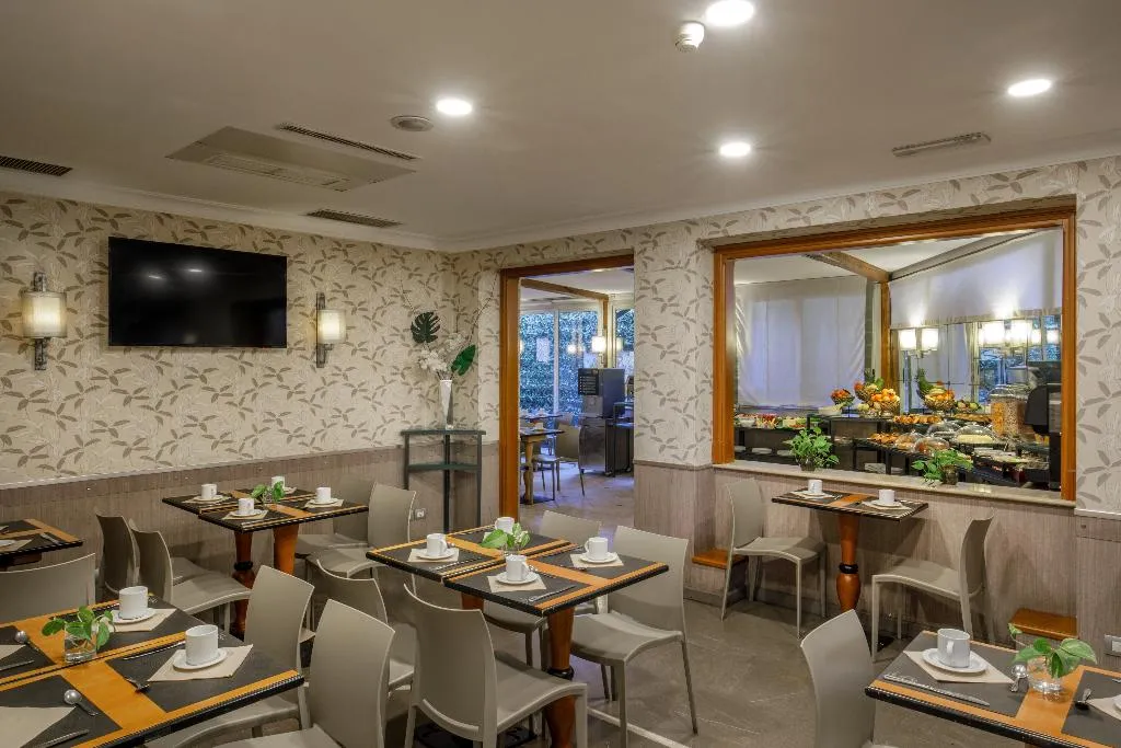 Restaurant, Santa Costanza, Rome