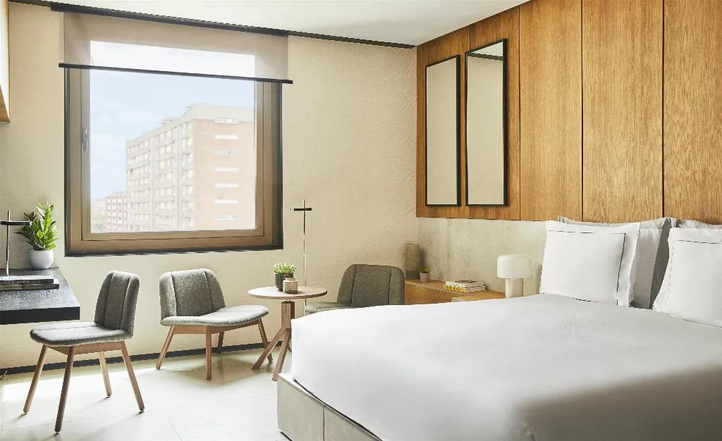 DOUBLE KING SIZE BED Room, Grand Hyatt Barcelona, Barcelona