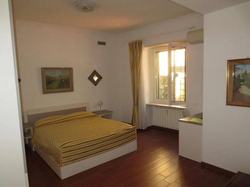 Room, B B Five Roma, Rome