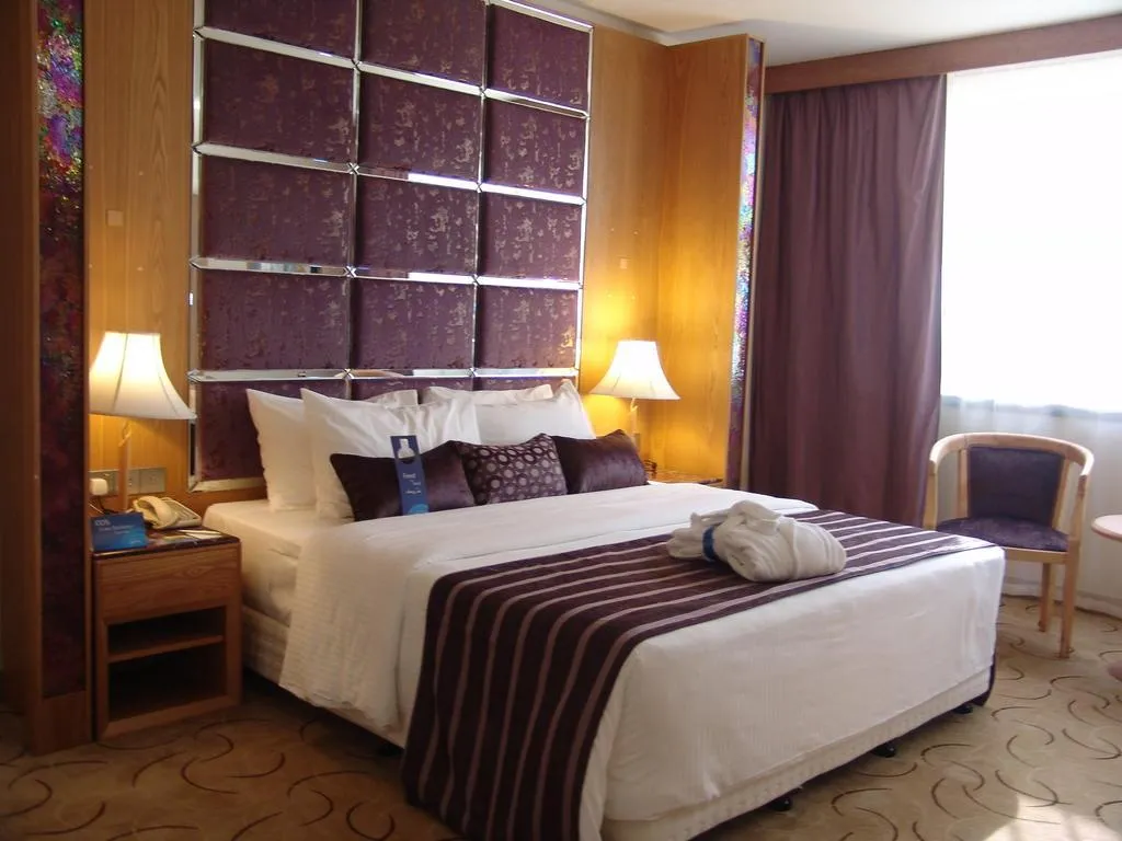 DOUBLE SUPERIOR SEA VIEW Room, Radisson Blu Resort, Sharjah, Dubai