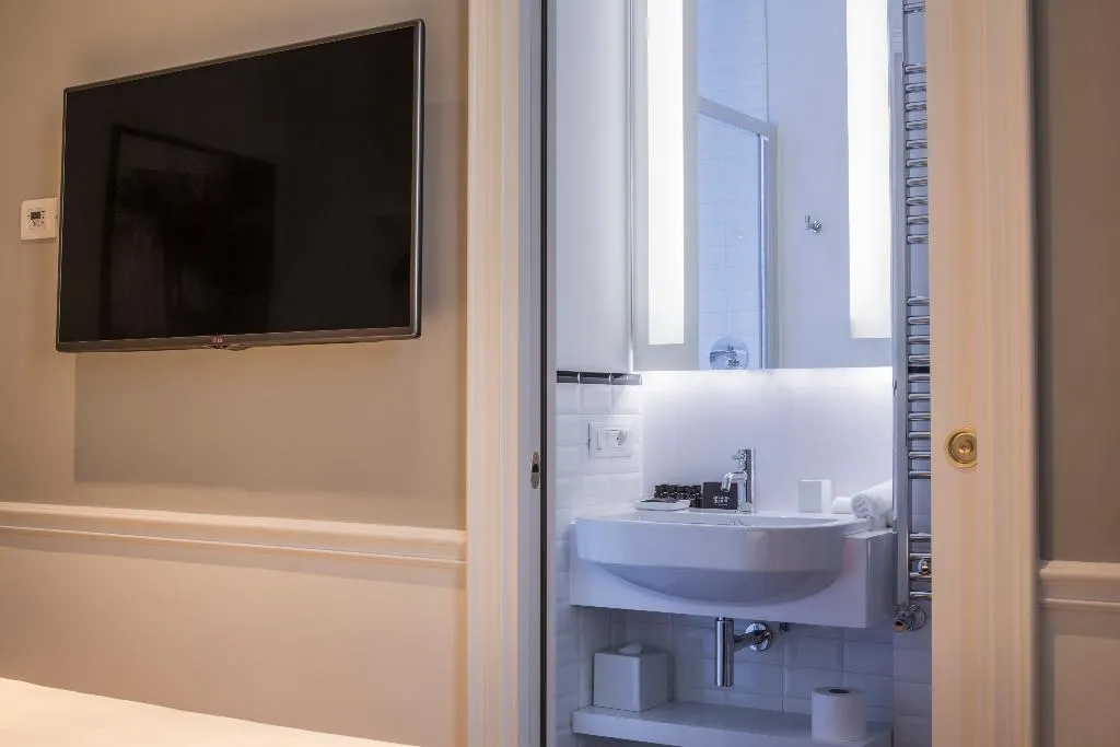DOUBLE CLASSIC Room, Palazzo Castri 1874 Spa & Garden, Florence